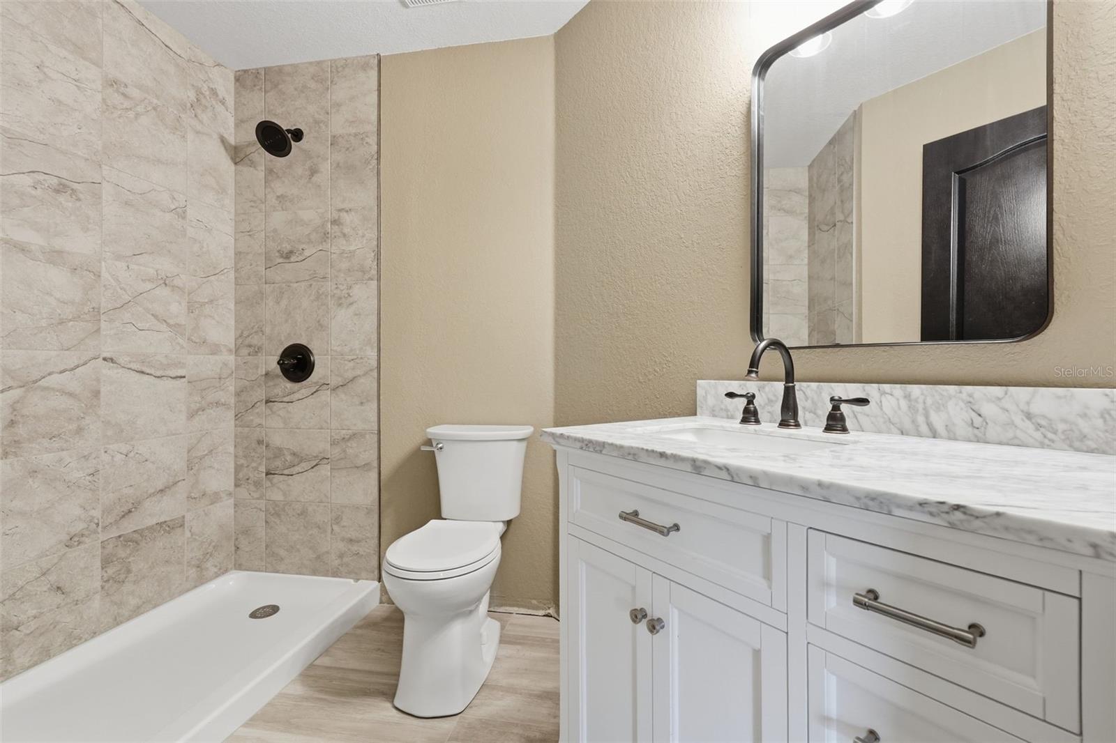 Image 18 of 63 For 42 Sunrise Drive