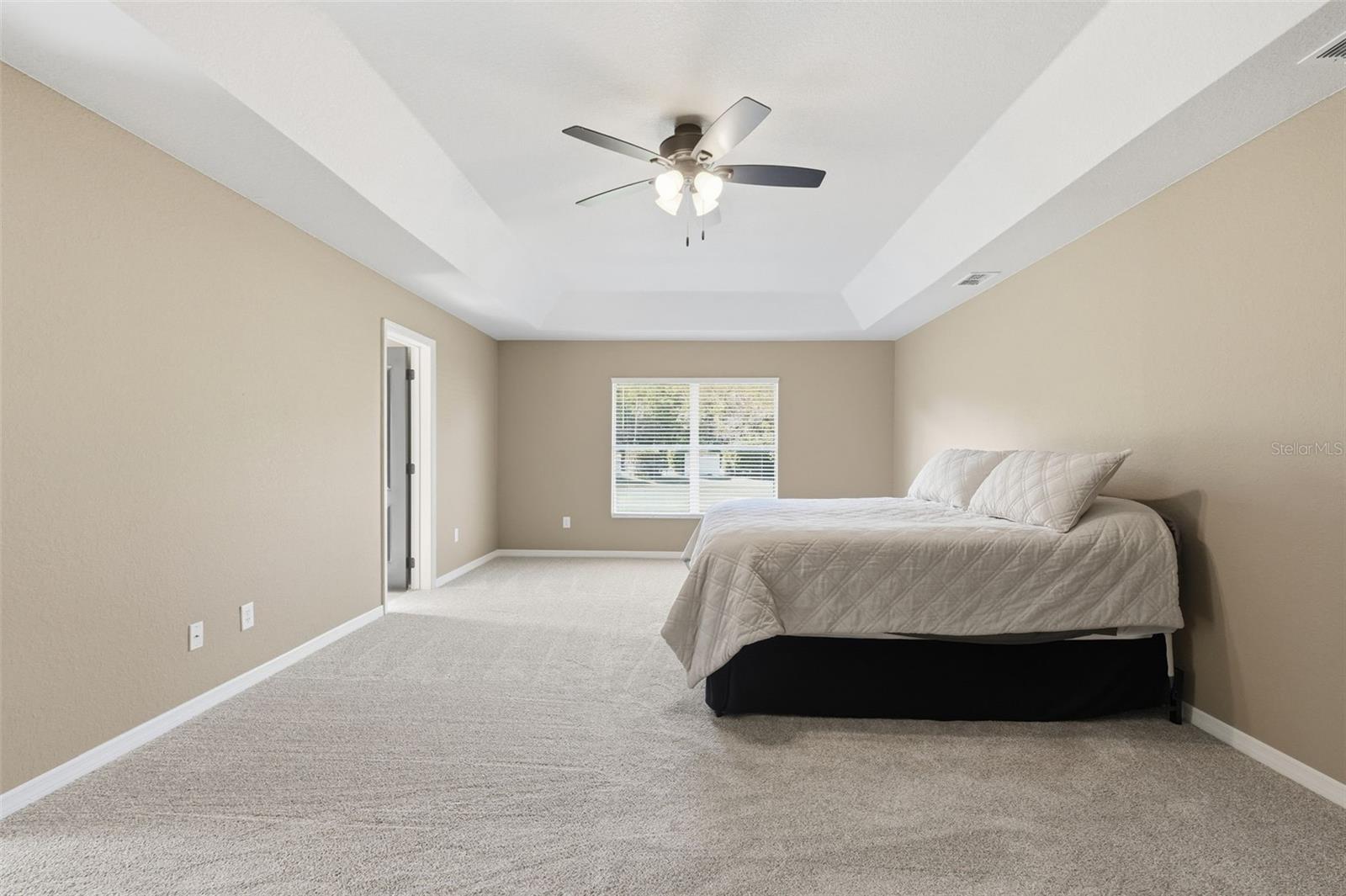 Image 20 of 63 For 42 Sunrise Drive