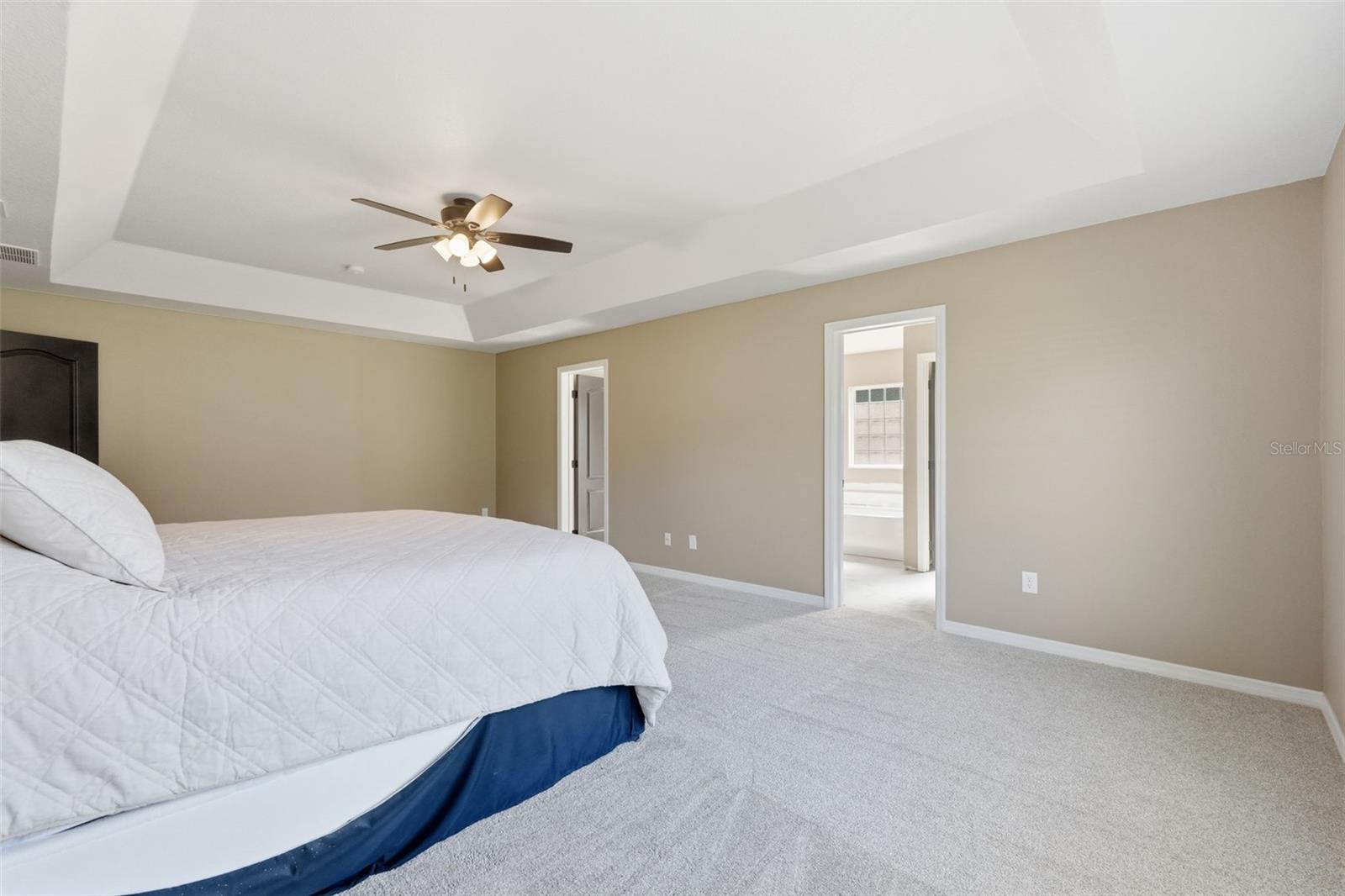 Image 22 of 63 For 42 Sunrise Drive