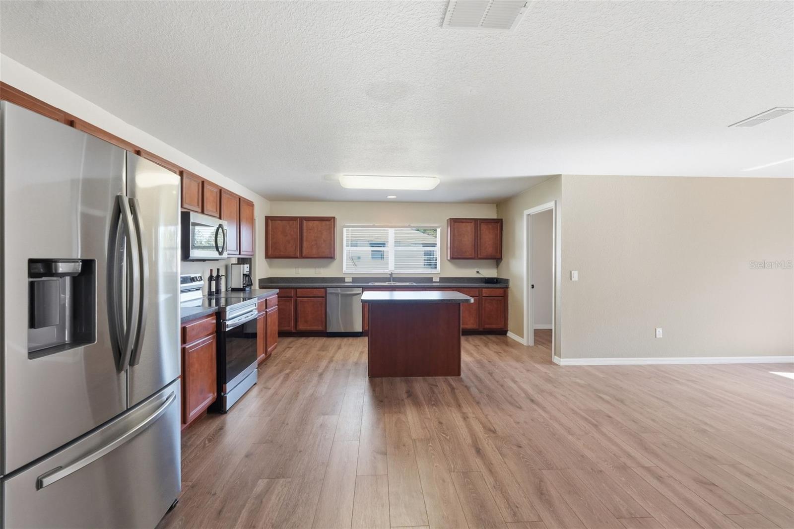 Image 44 of 63 For 42 Sunrise Drive