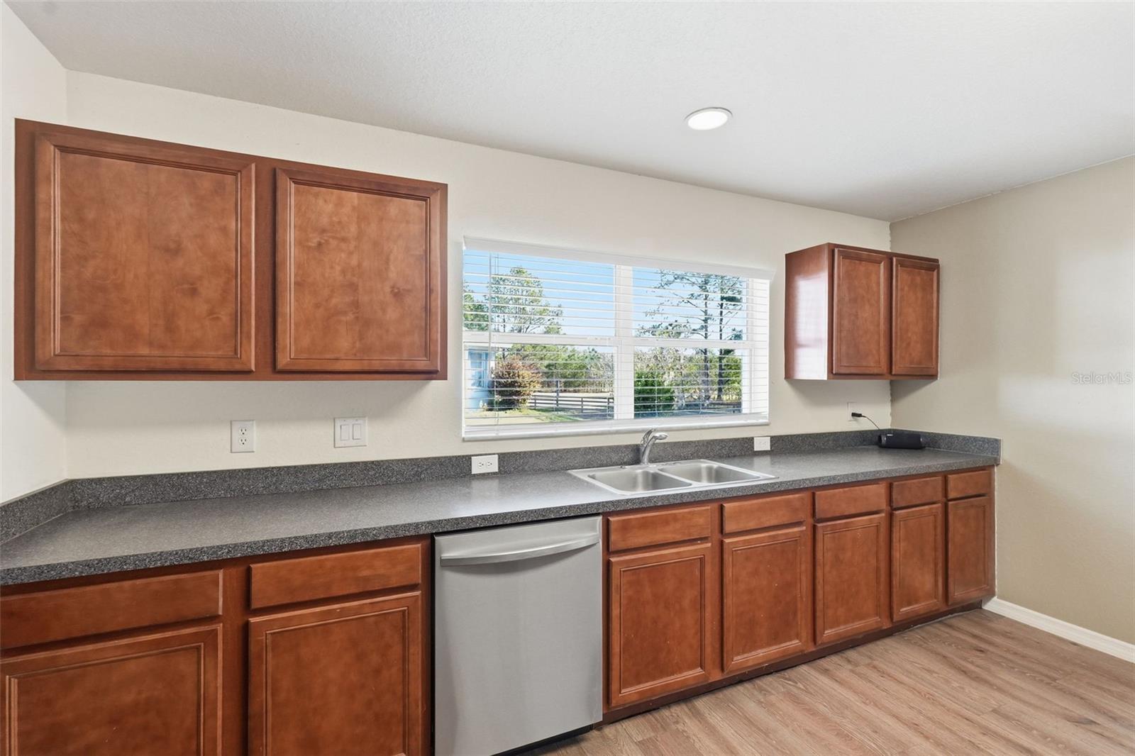 Image 46 of 63 For 42 Sunrise Drive