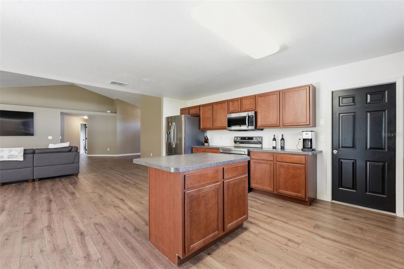 Image 47 of 63 For 42 Sunrise Drive