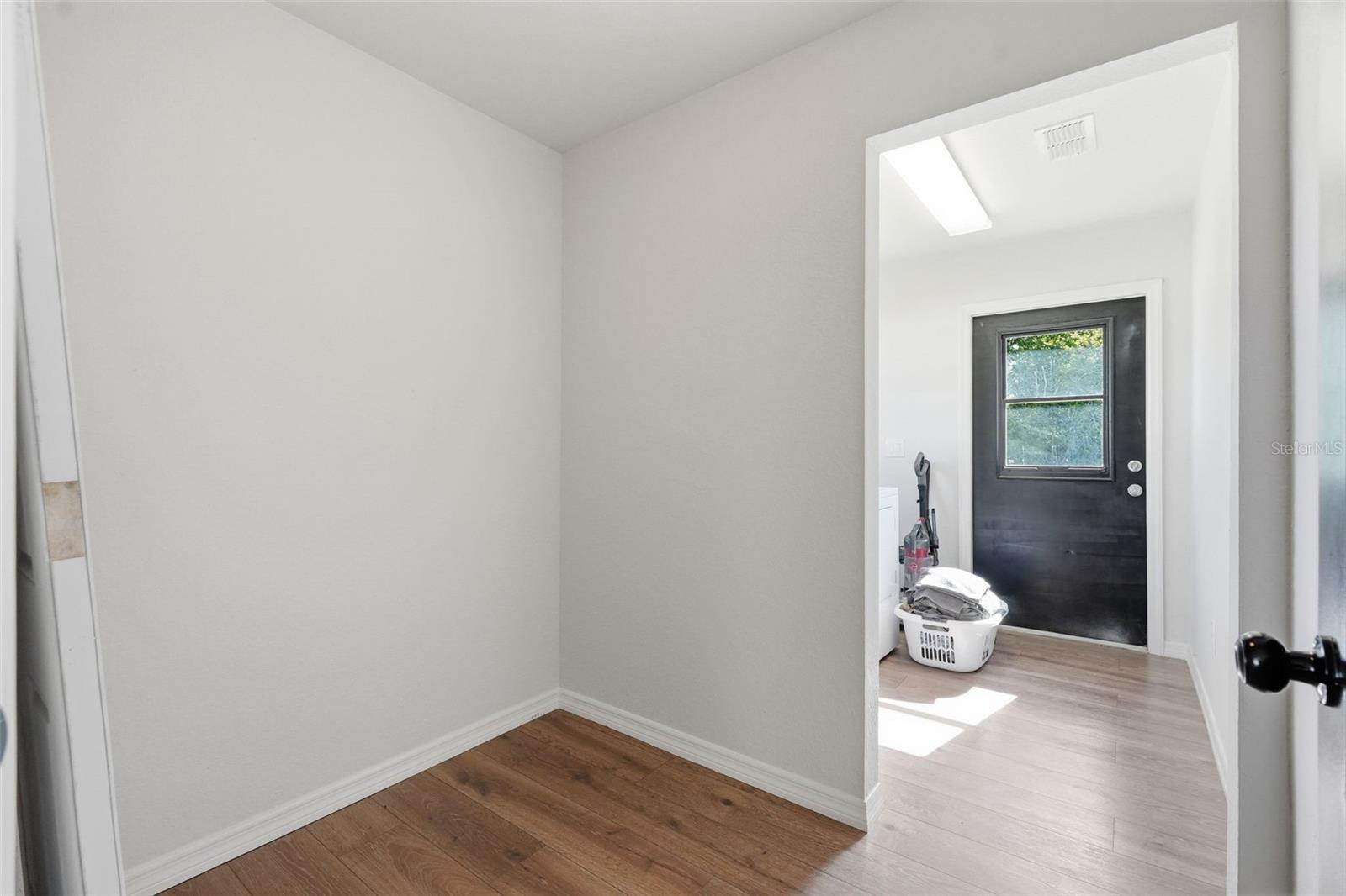 Image 49 of 63 For 42 Sunrise Drive