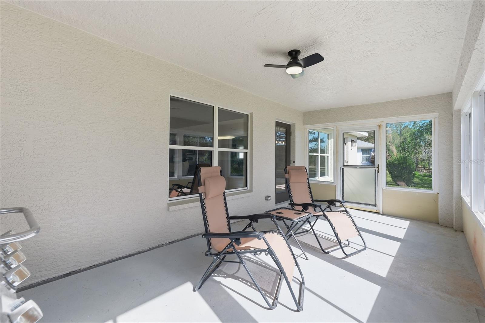 Image 53 of 63 For 42 Sunrise Drive