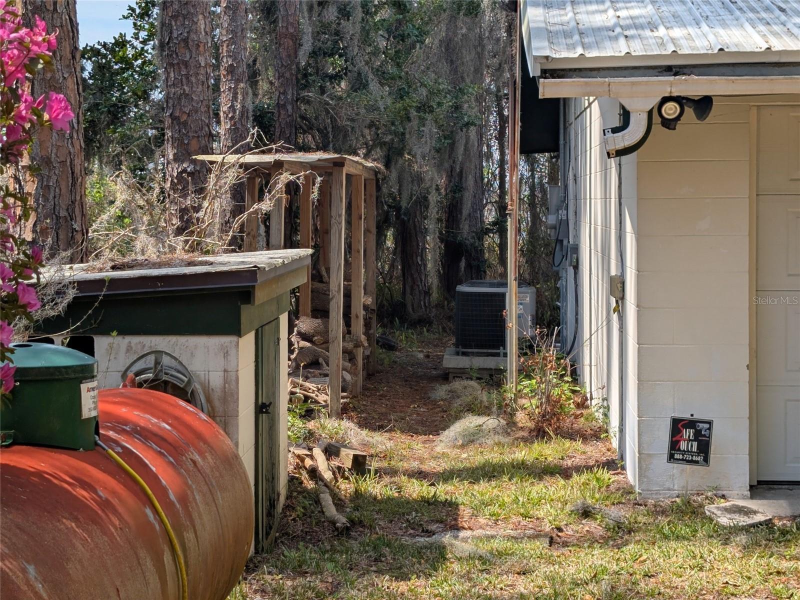 Image 27 of 100 For 23797 189th Street