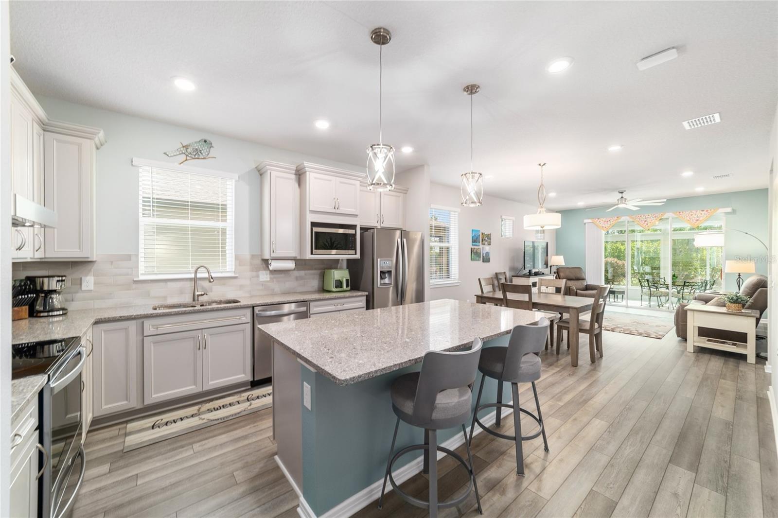 Image 13 of 57 For 5886 93rd Circle