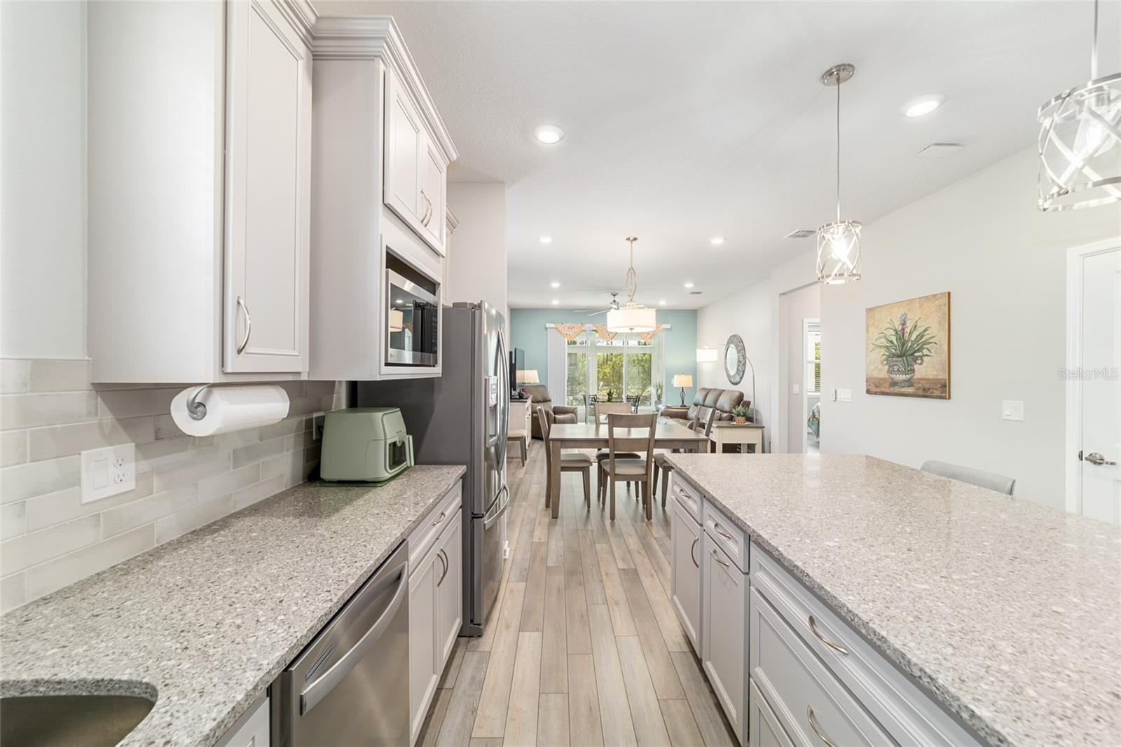 Image 14 of 57 For 5886 93rd Circle