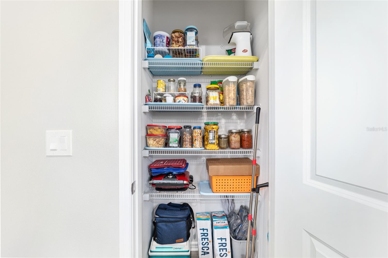 Image 15 of 57 For 5886 93rd Circle