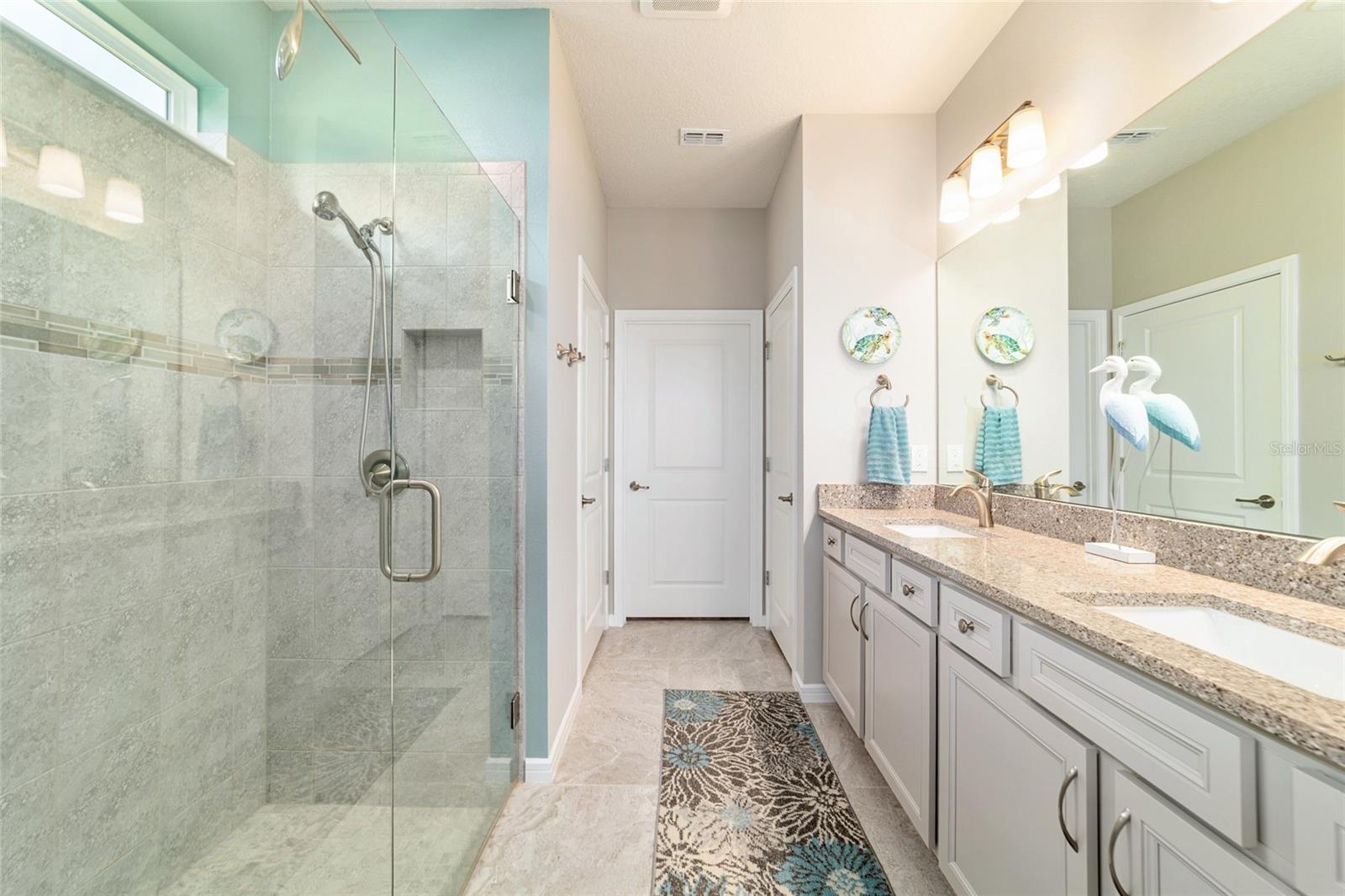 Image 20 of 57 For 5886 93rd Circle