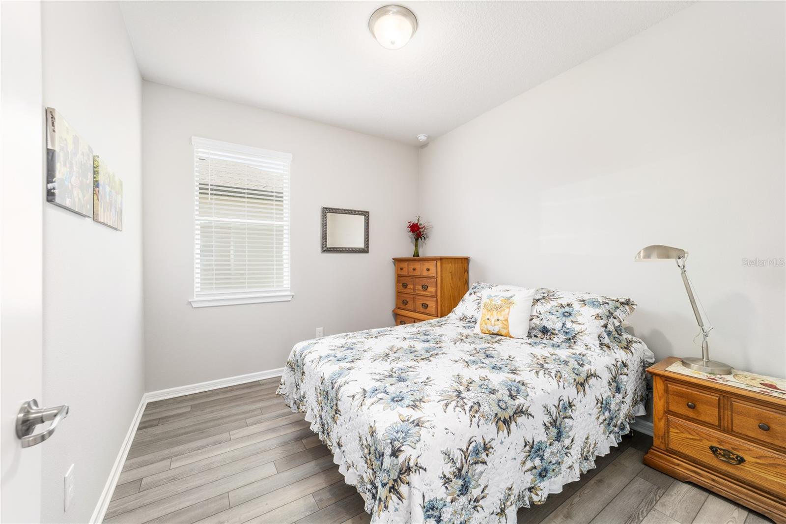 Image 27 of 57 For 5886 93rd Circle