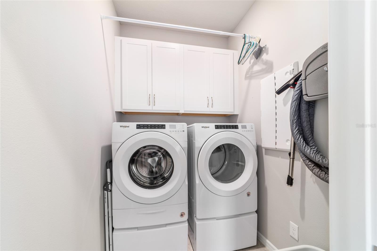 Image 28 of 57 For 5886 93rd Circle