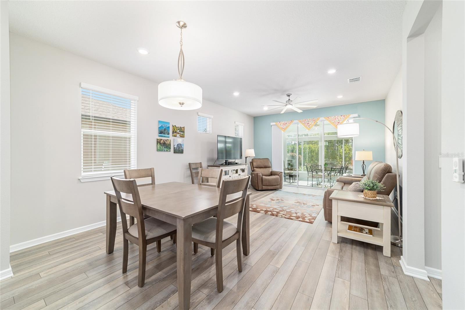 Image 5 of 57 For 5886 93rd Circle