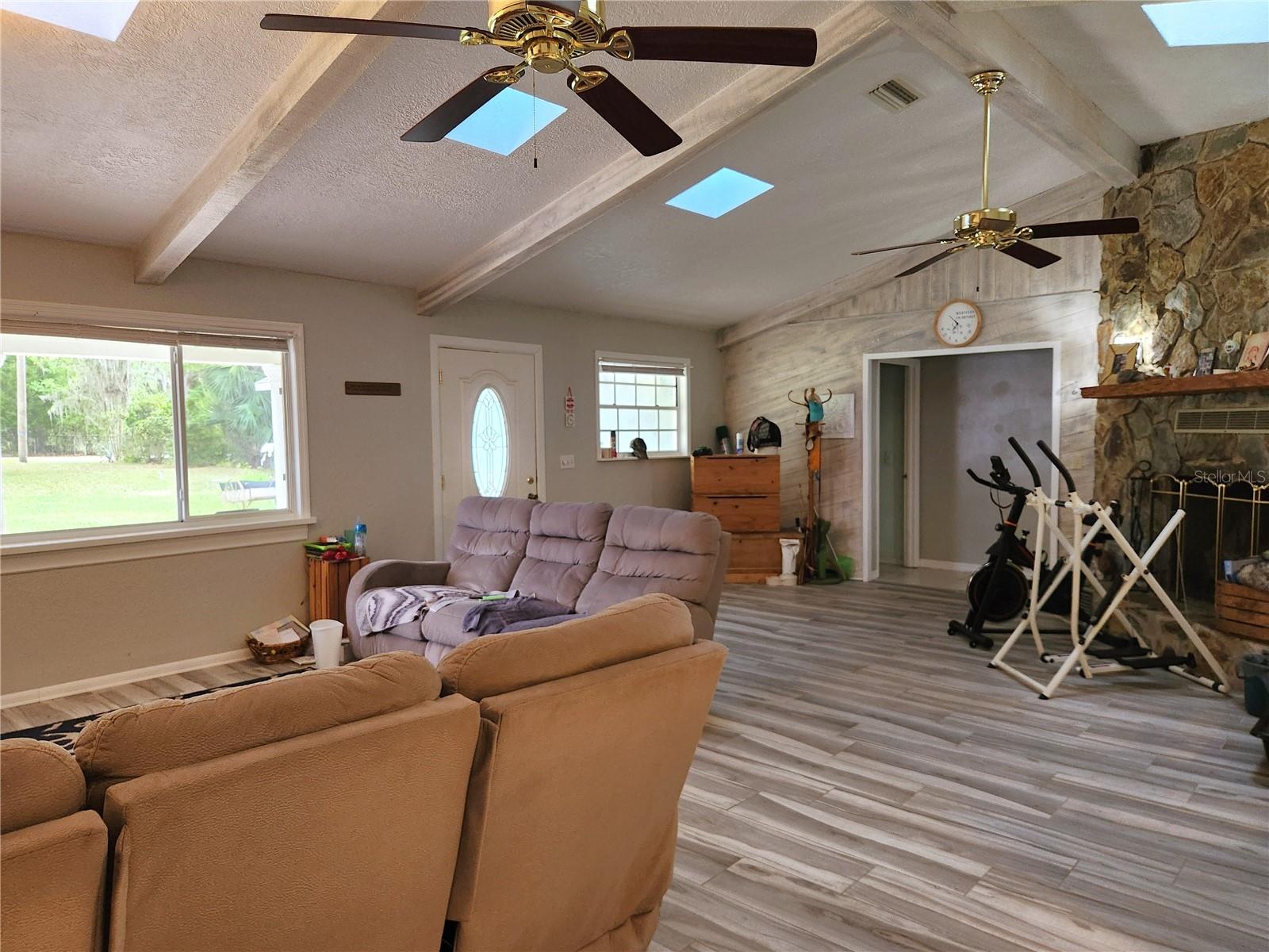 Image 12 of 40 For 22380 112th Terrace