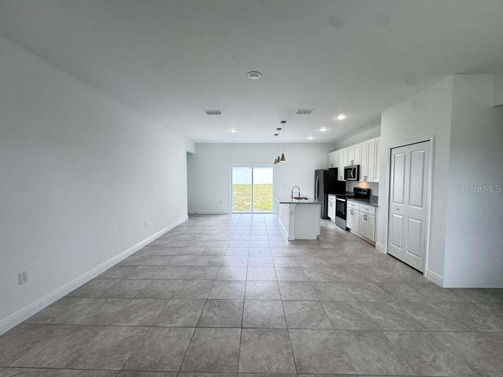 Image 13 of 49 For 6142 154th Place Road