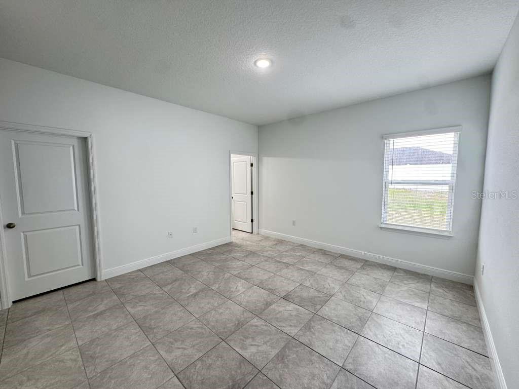 Image 19 of 49 For 6142 154th Place Road