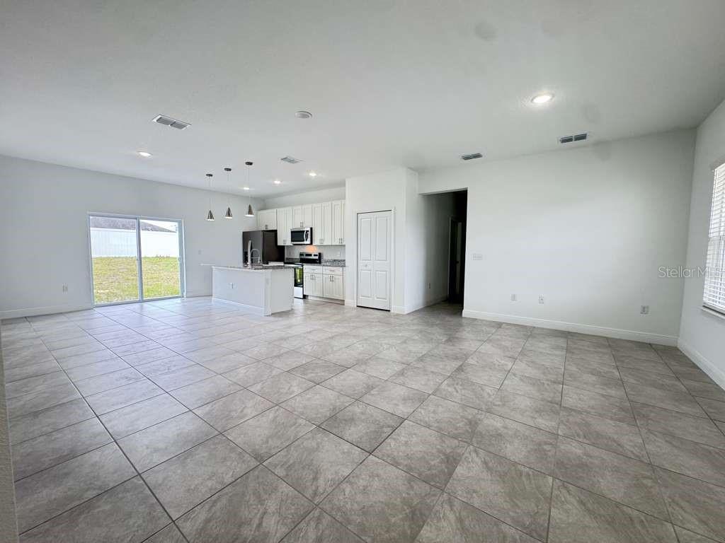 Image 7 of 49 For 6142 154th Place Road