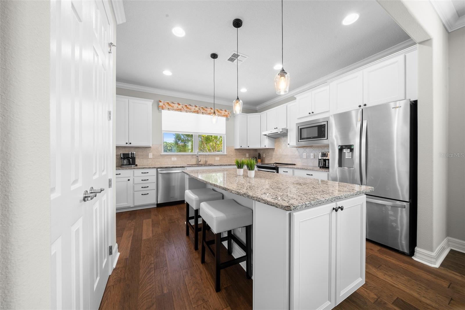 Image 14 of 57 For 9637 63rd Loop