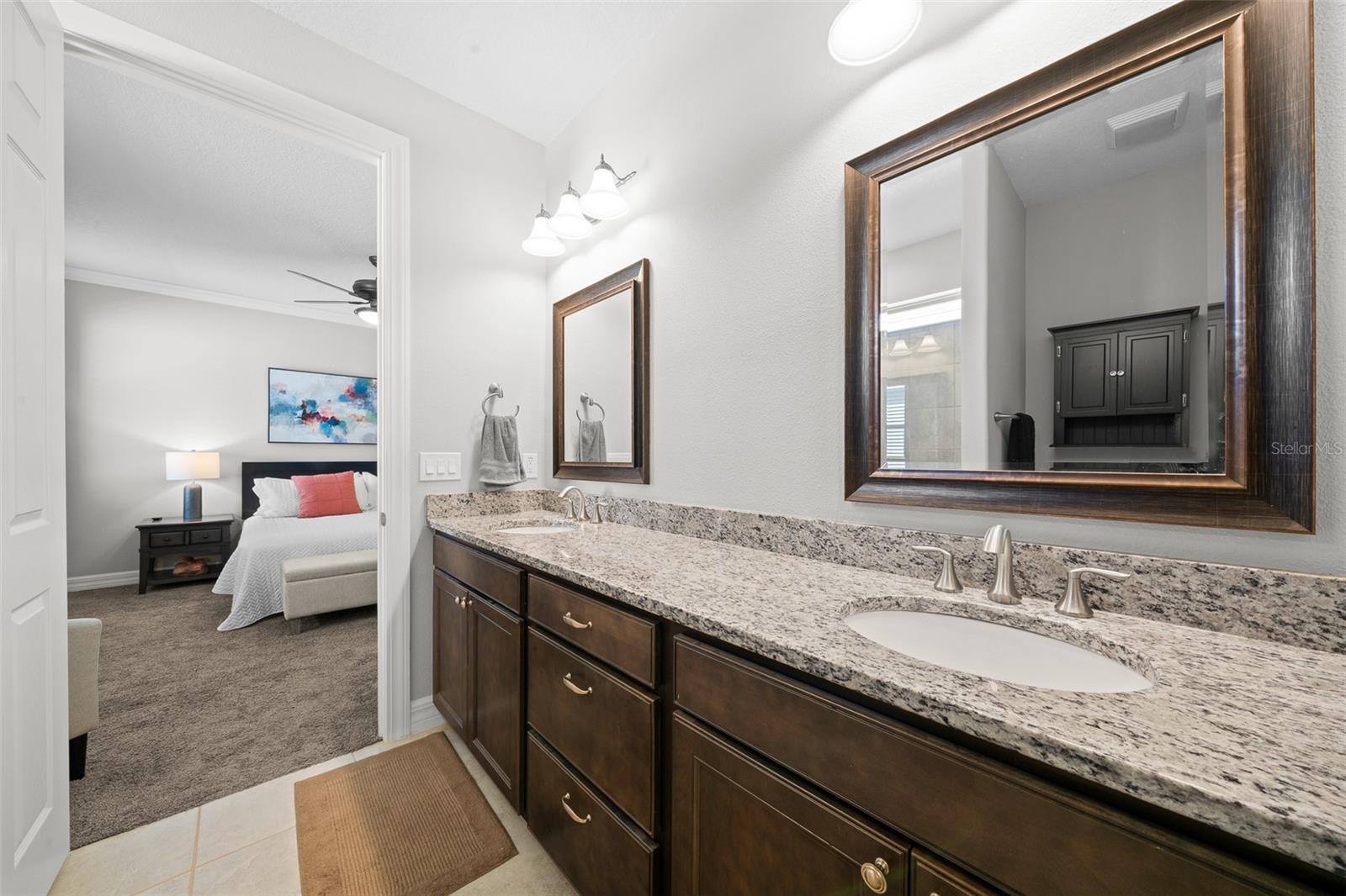 Image 25 of 57 For 9637 63rd Loop