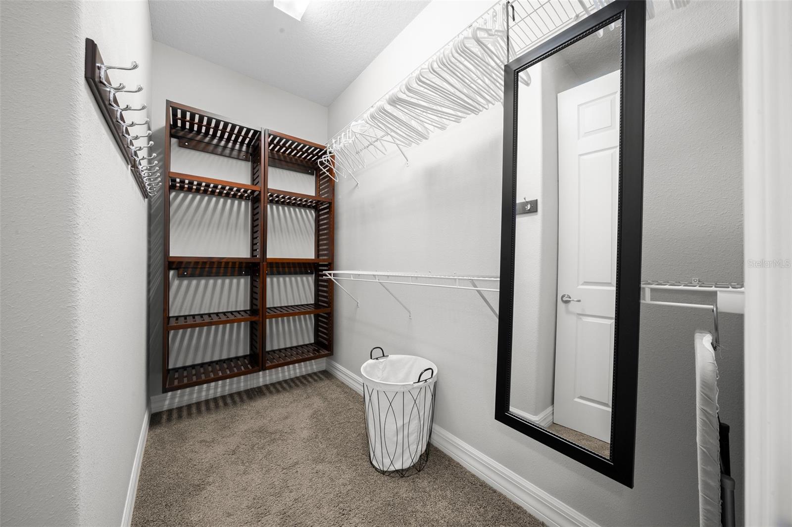 Image 27 of 57 For 9637 63rd Loop