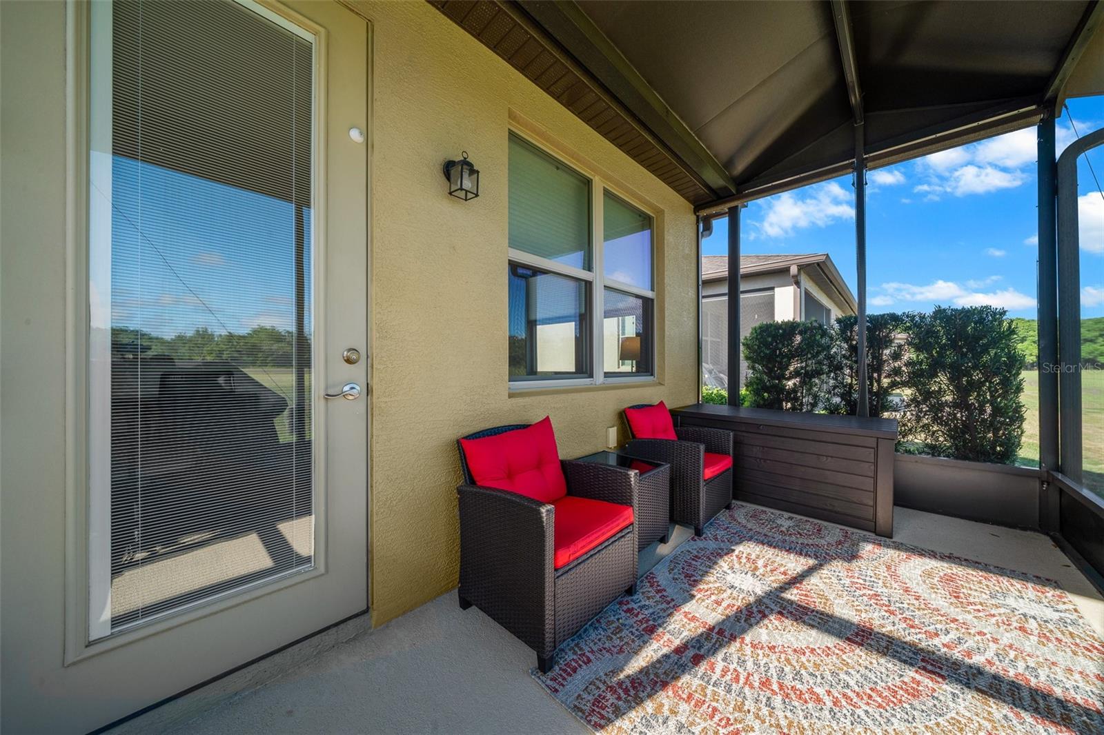 Image 33 of 57 For 9637 63rd Loop