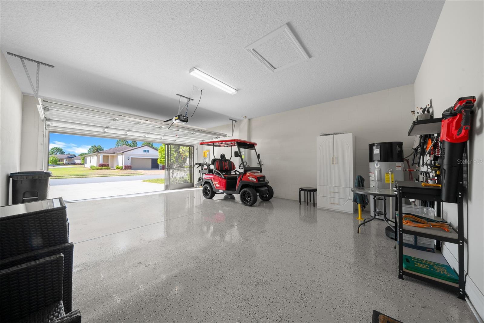 Image 41 of 57 For 9637 63rd Loop