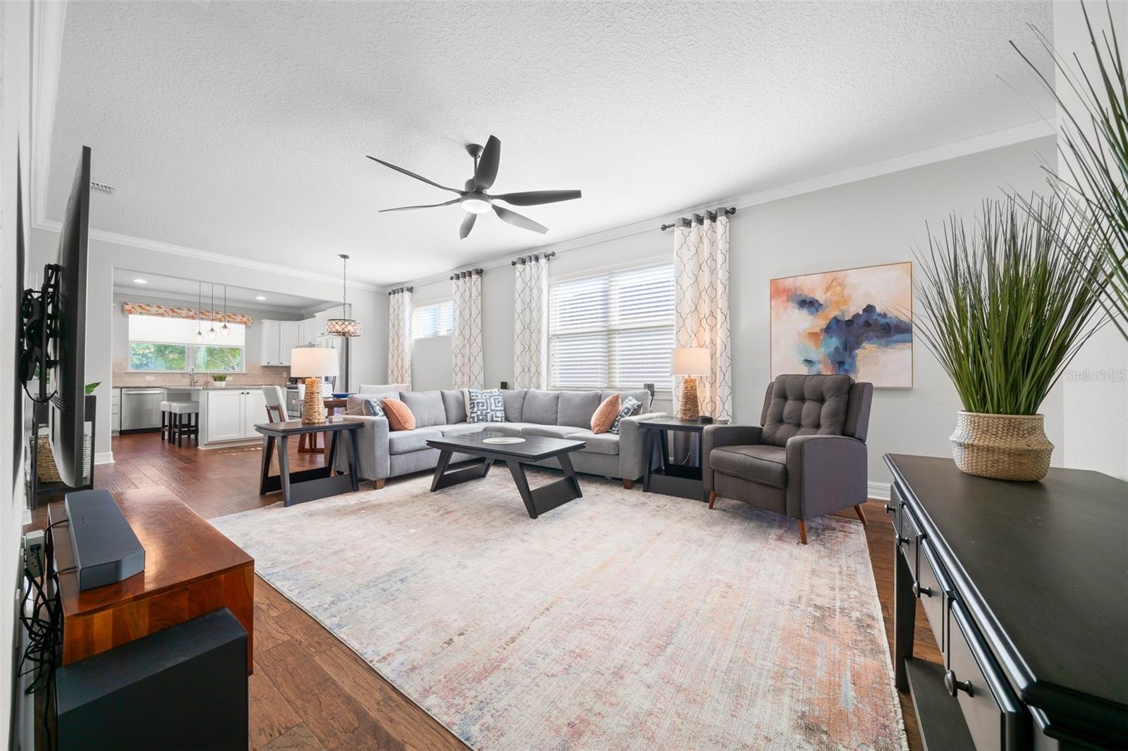 Image 8 of 57 For 9637 63rd Loop