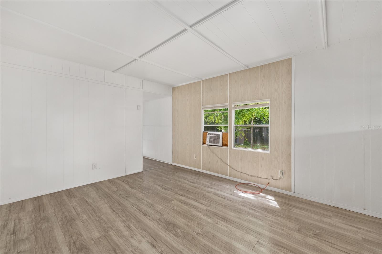 Image 10 of 52 For 2942 91st Street