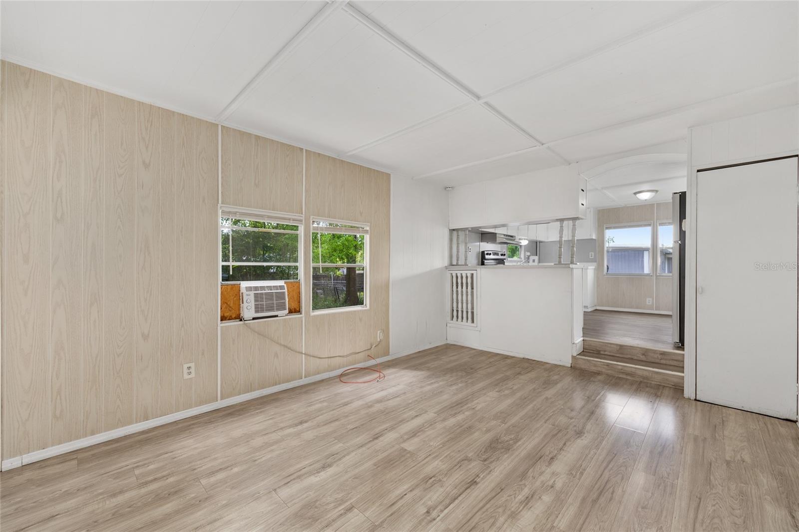 Image 12 of 52 For 2942 91st Street