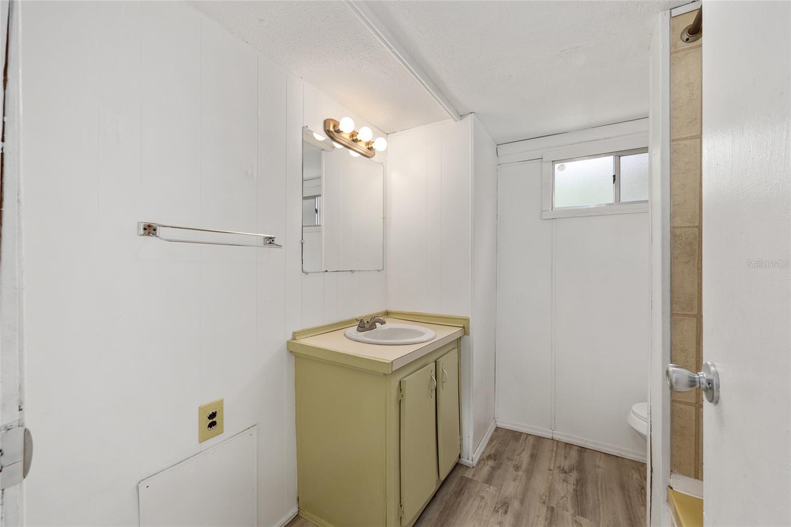 Image 22 of 52 For 2942 91st Street