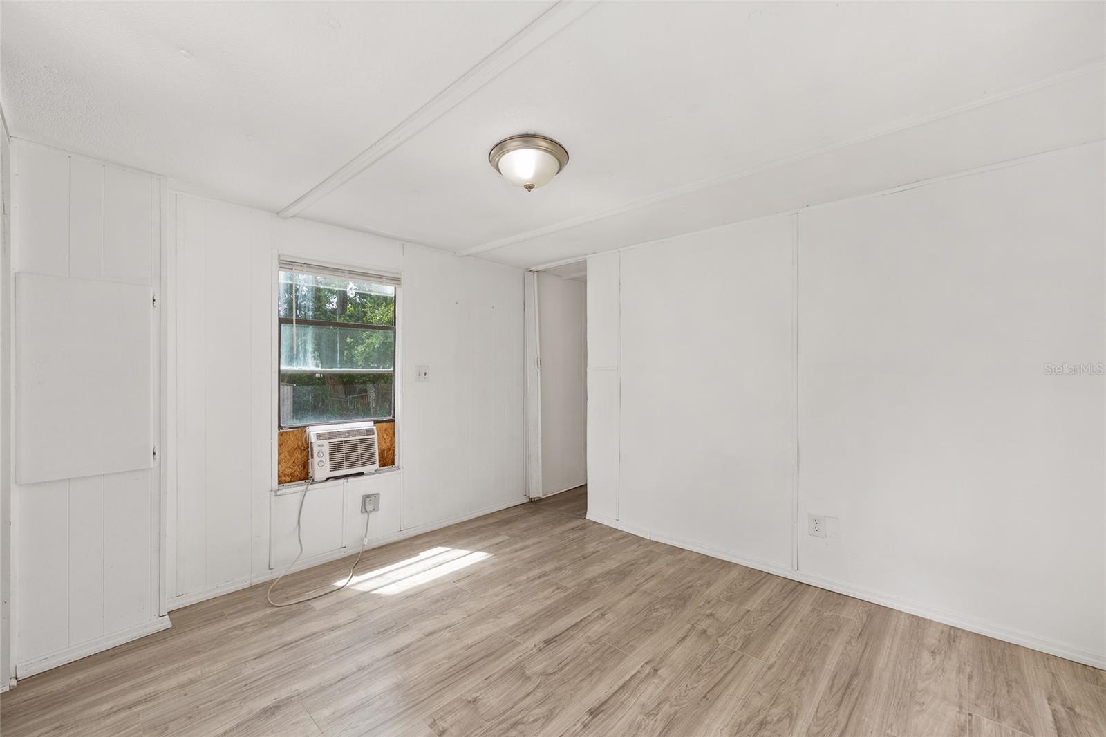 Image 25 of 52 For 2942 91st Street