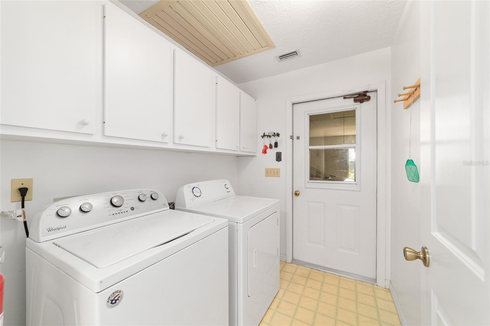 Image 46 of 49 For 8051 43rd Lane