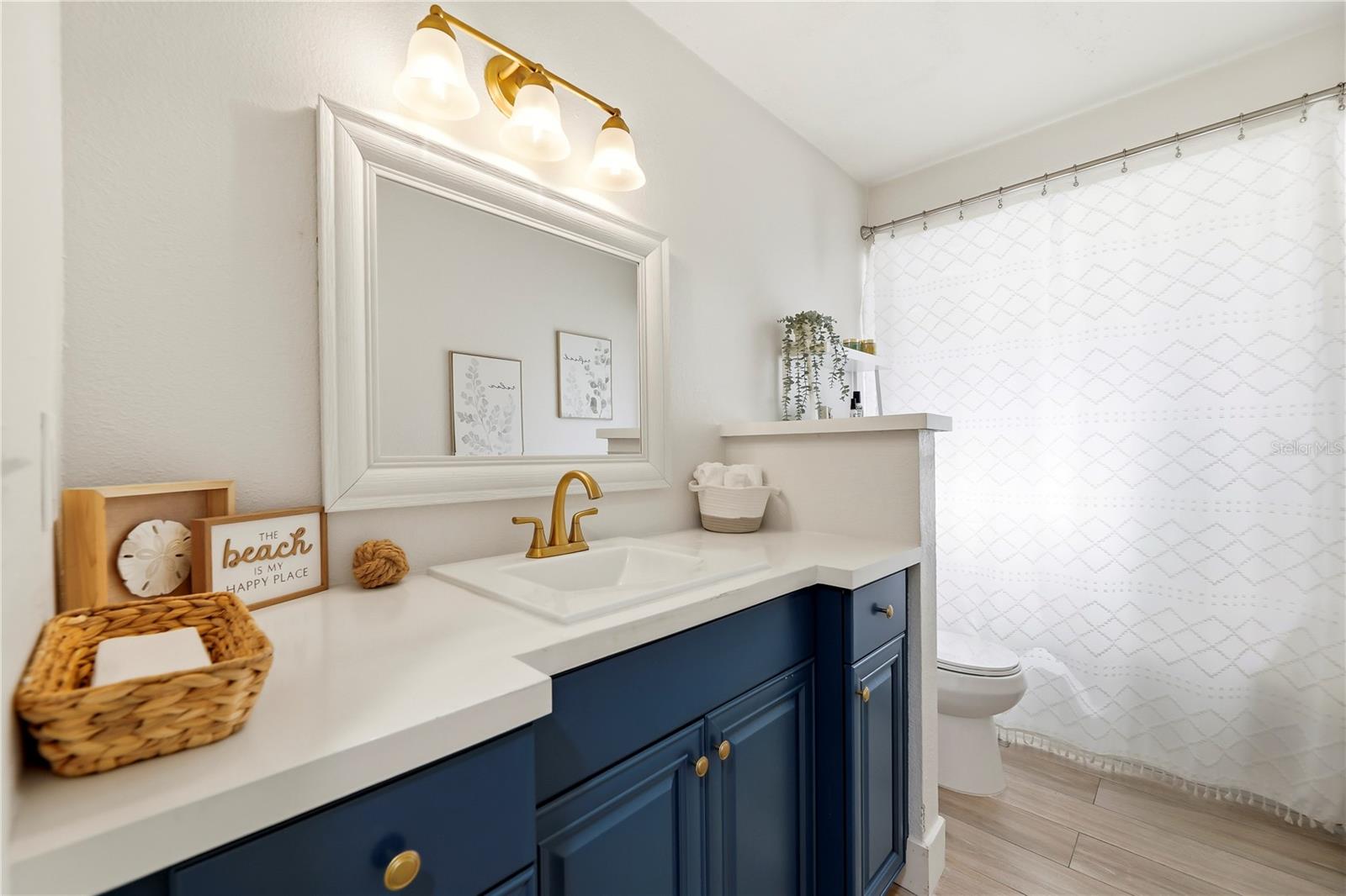 Image 20 of 30 For 5614 Jamaica Road