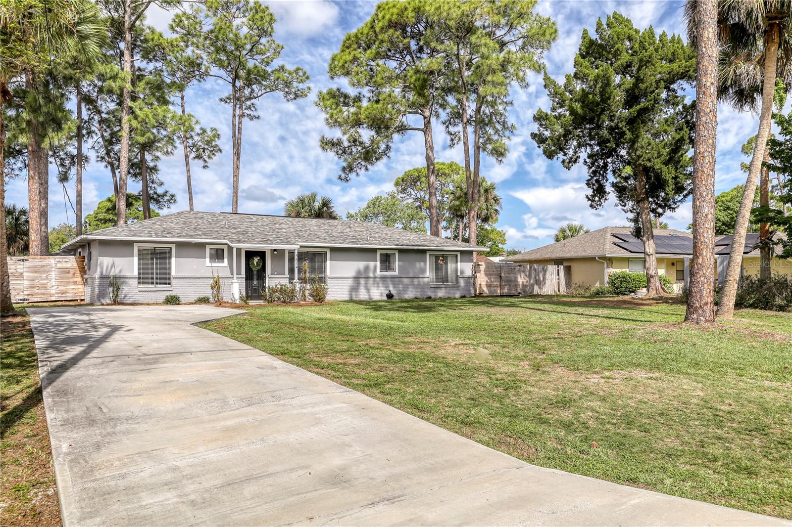 Image 3 of 30 For 5614 Jamaica Road