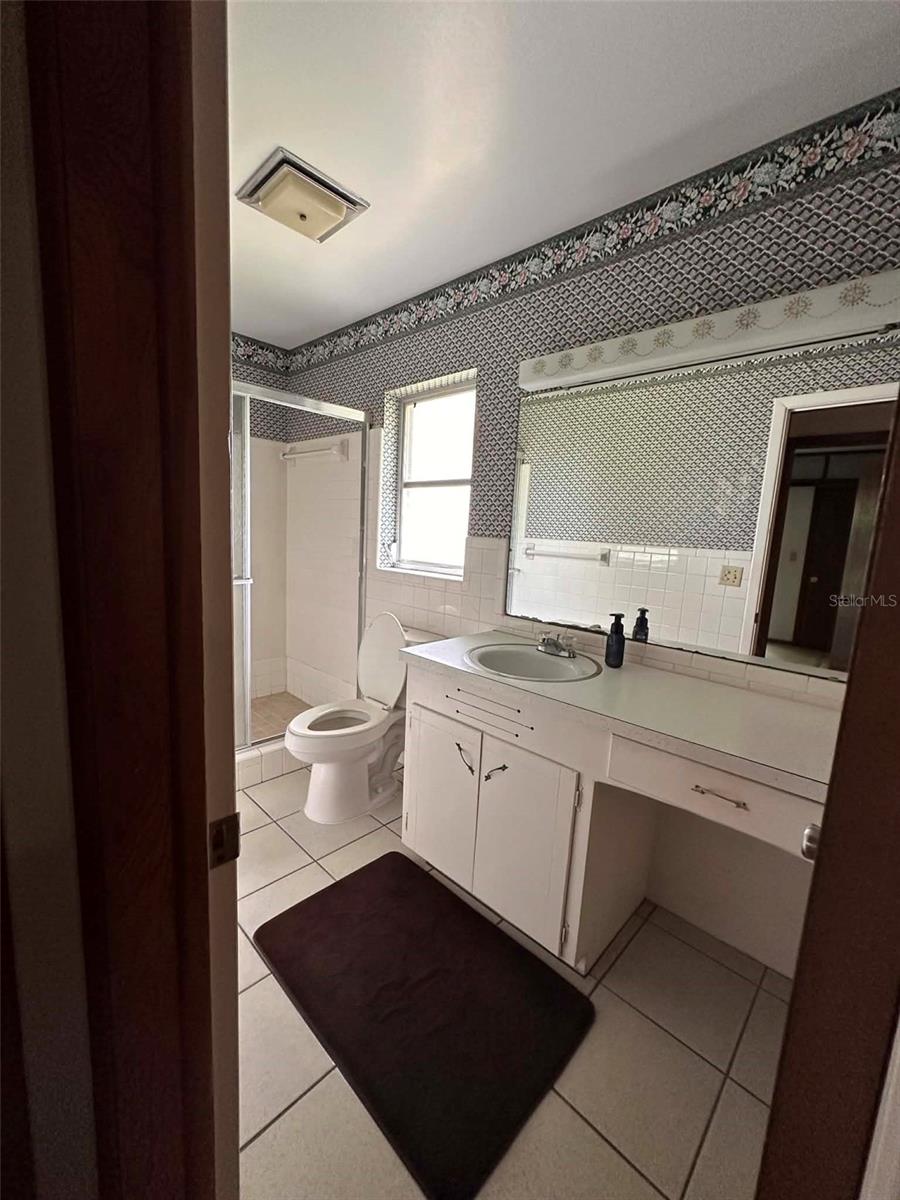 Image 25 of 37 For 1631 17th Street