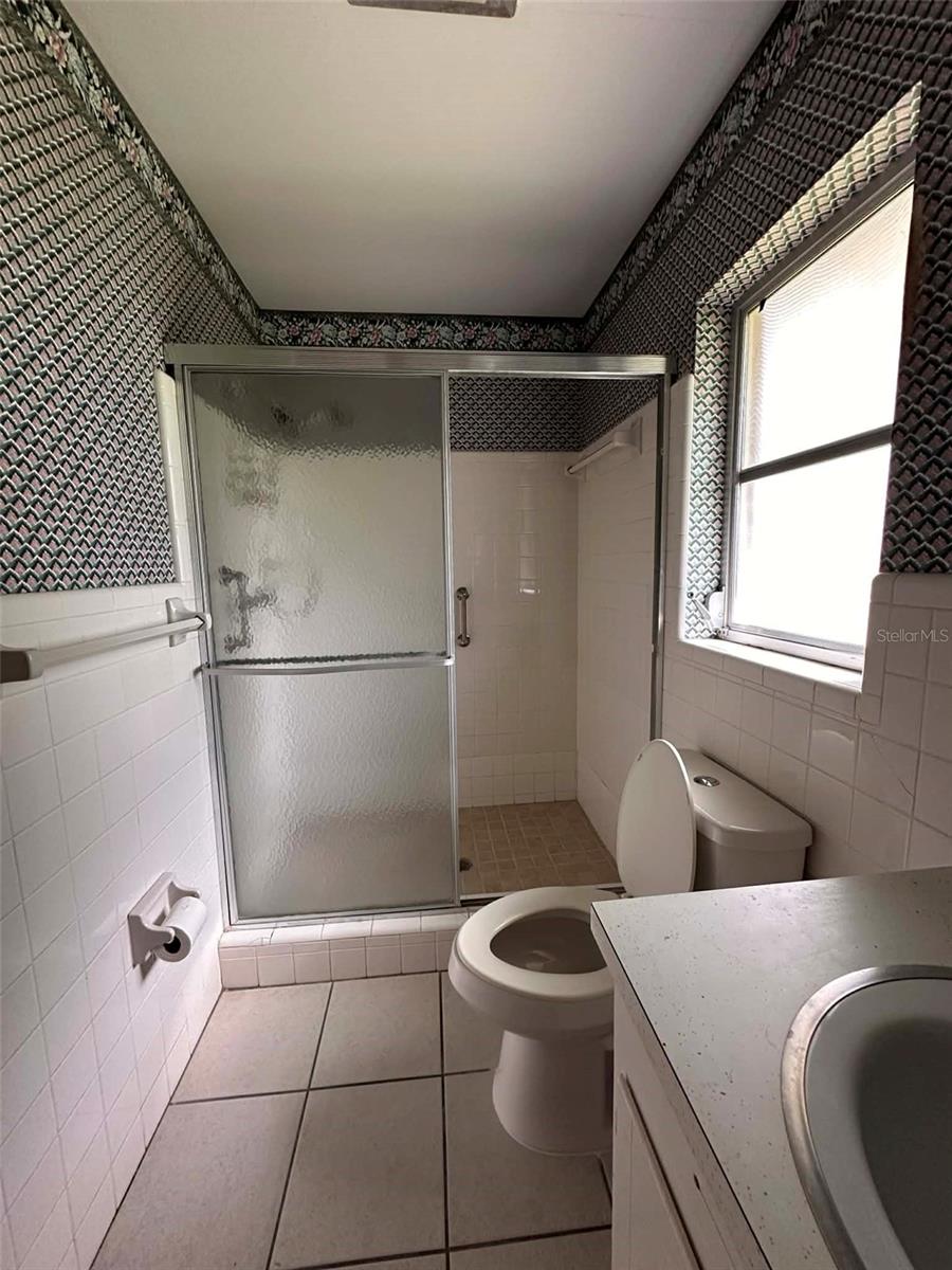 Image 26 of 37 For 1631 17th Street