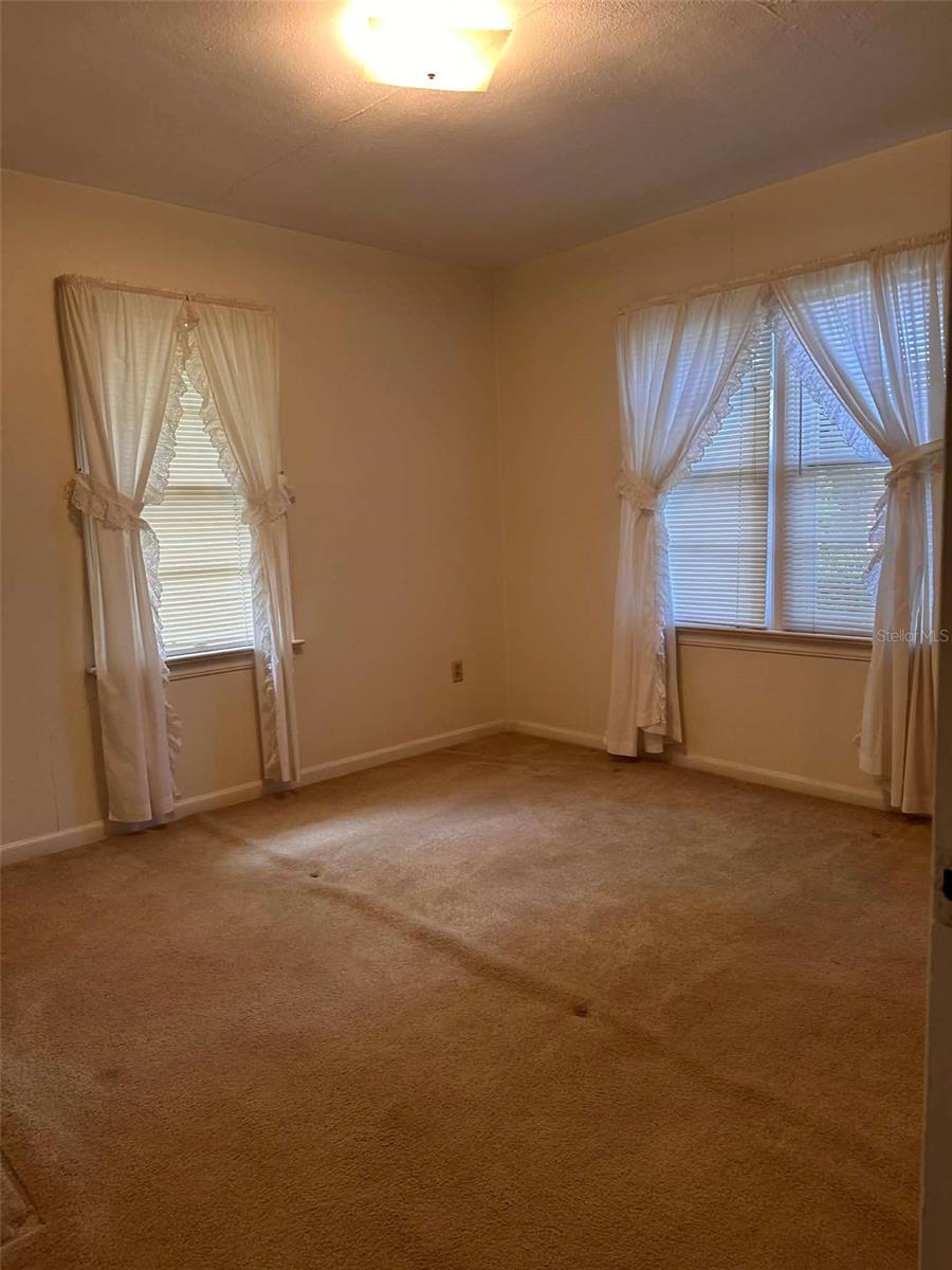 Image 30 of 37 For 1631 17th Street