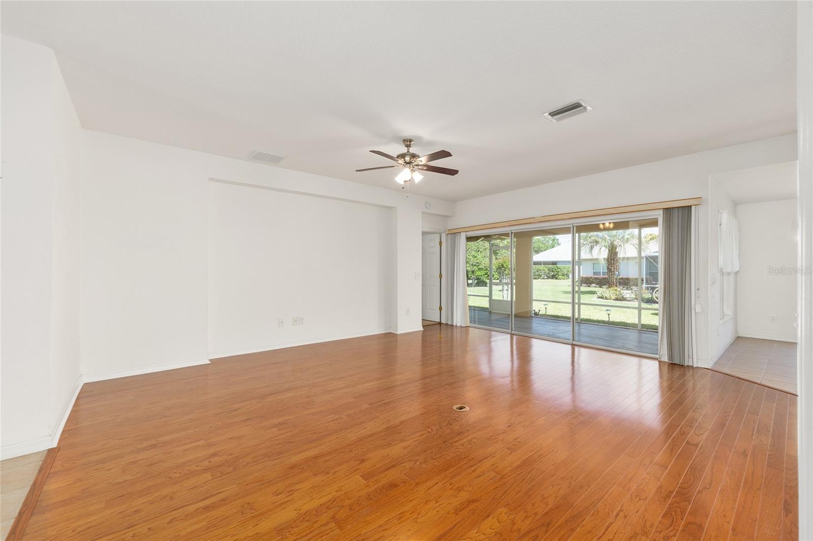 Image 10 of 56 For 9210 118th Loop