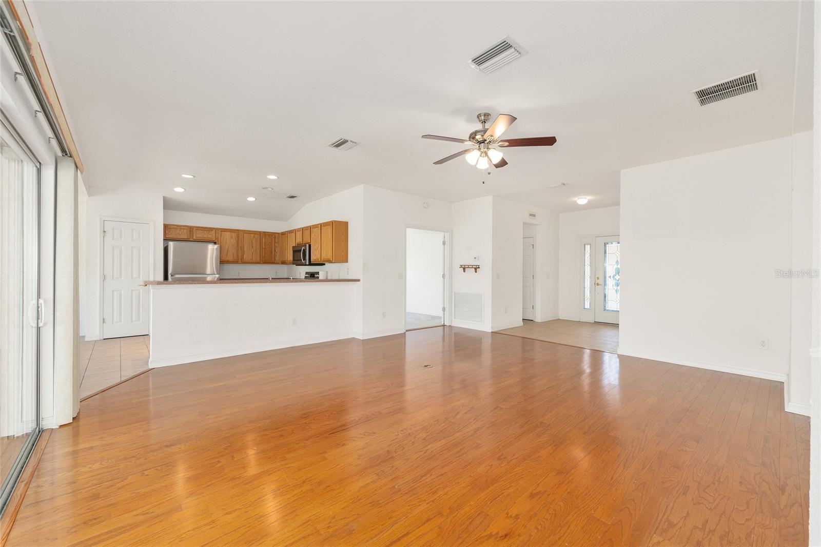 Image 13 of 56 For 9210 118th Loop