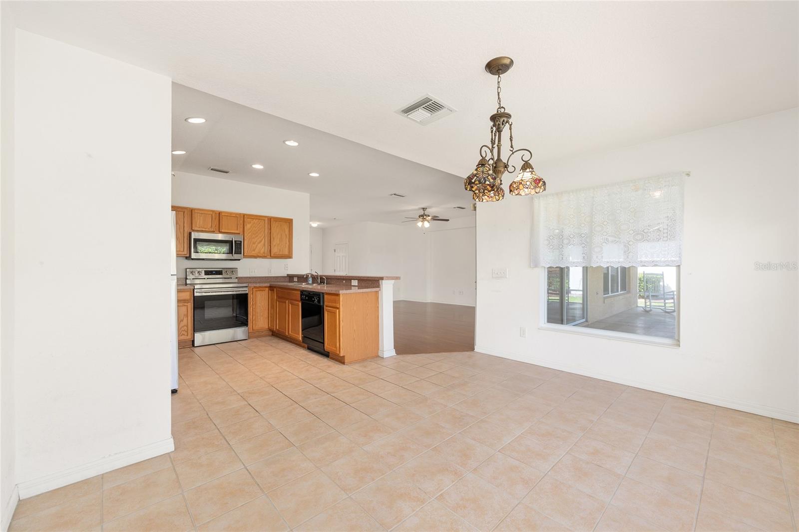 Image 20 of 56 For 9210 118th Loop