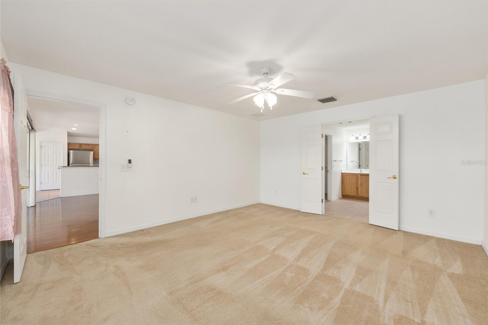 Image 23 of 56 For 9210 118th Loop