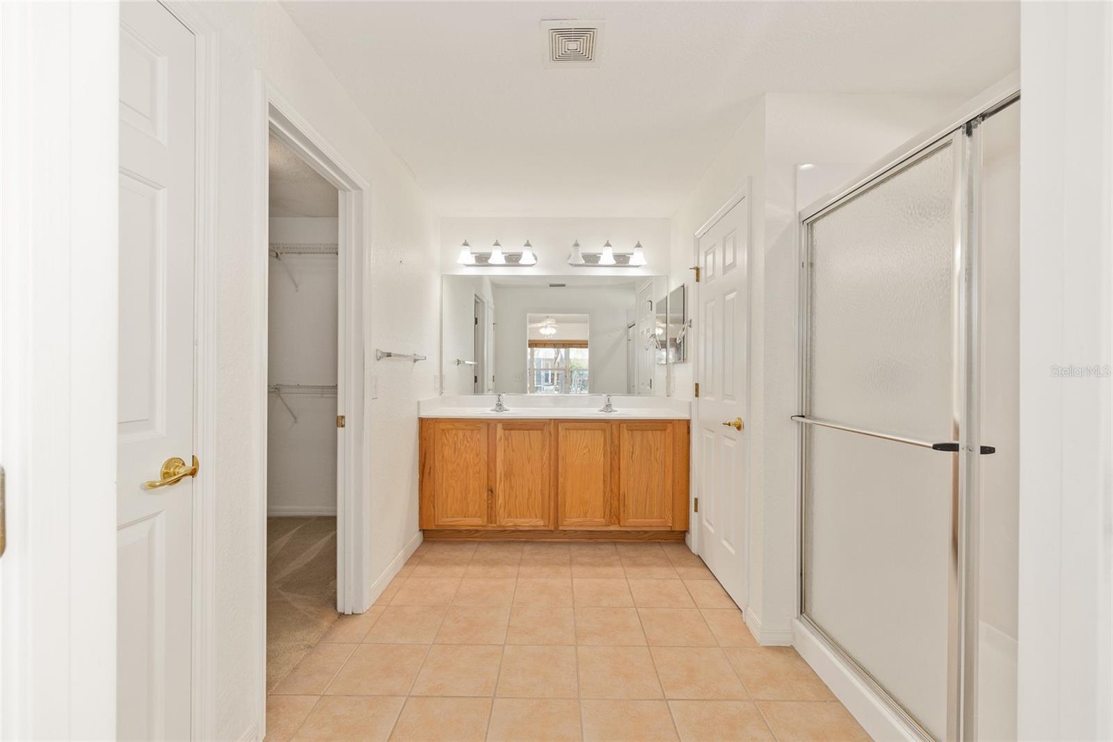 Image 25 of 56 For 9210 118th Loop