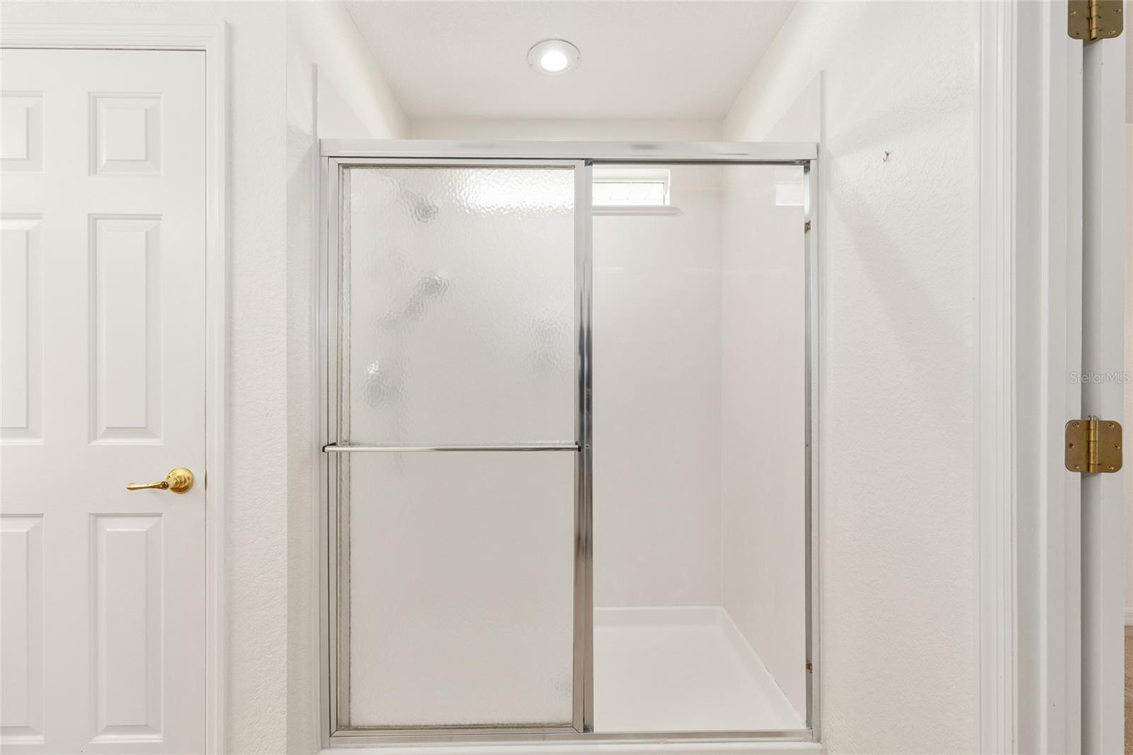 Image 26 of 56 For 9210 118th Loop