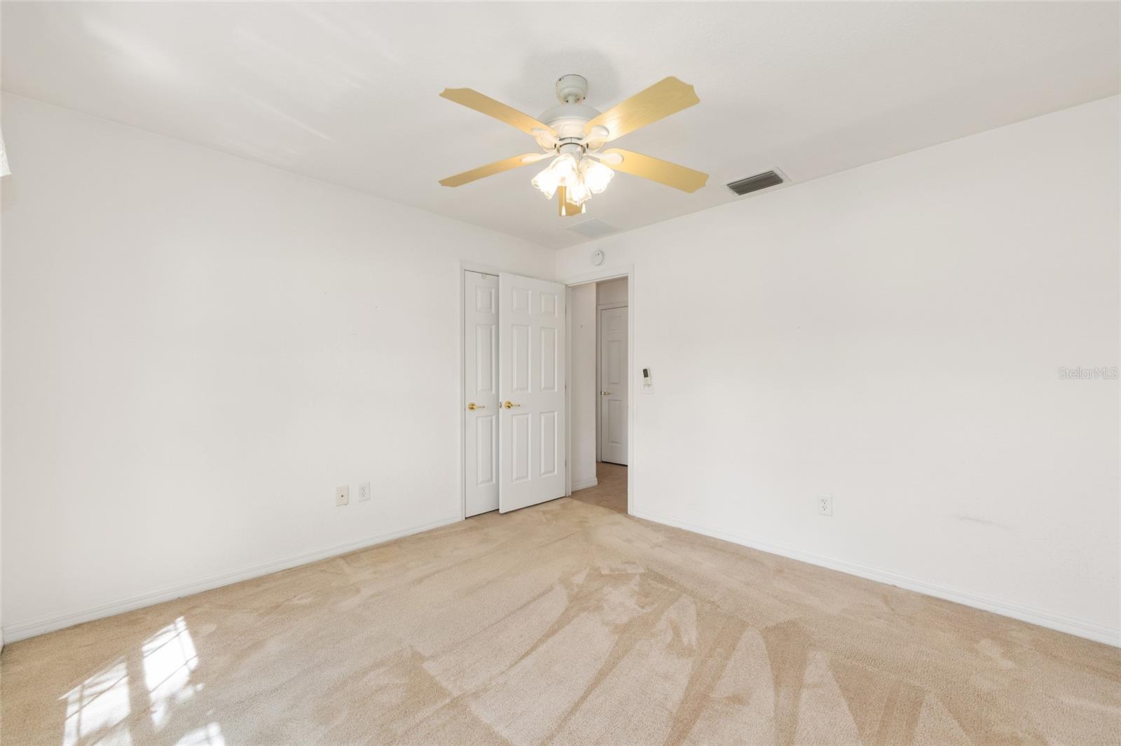 Image 31 of 56 For 9210 118th Loop