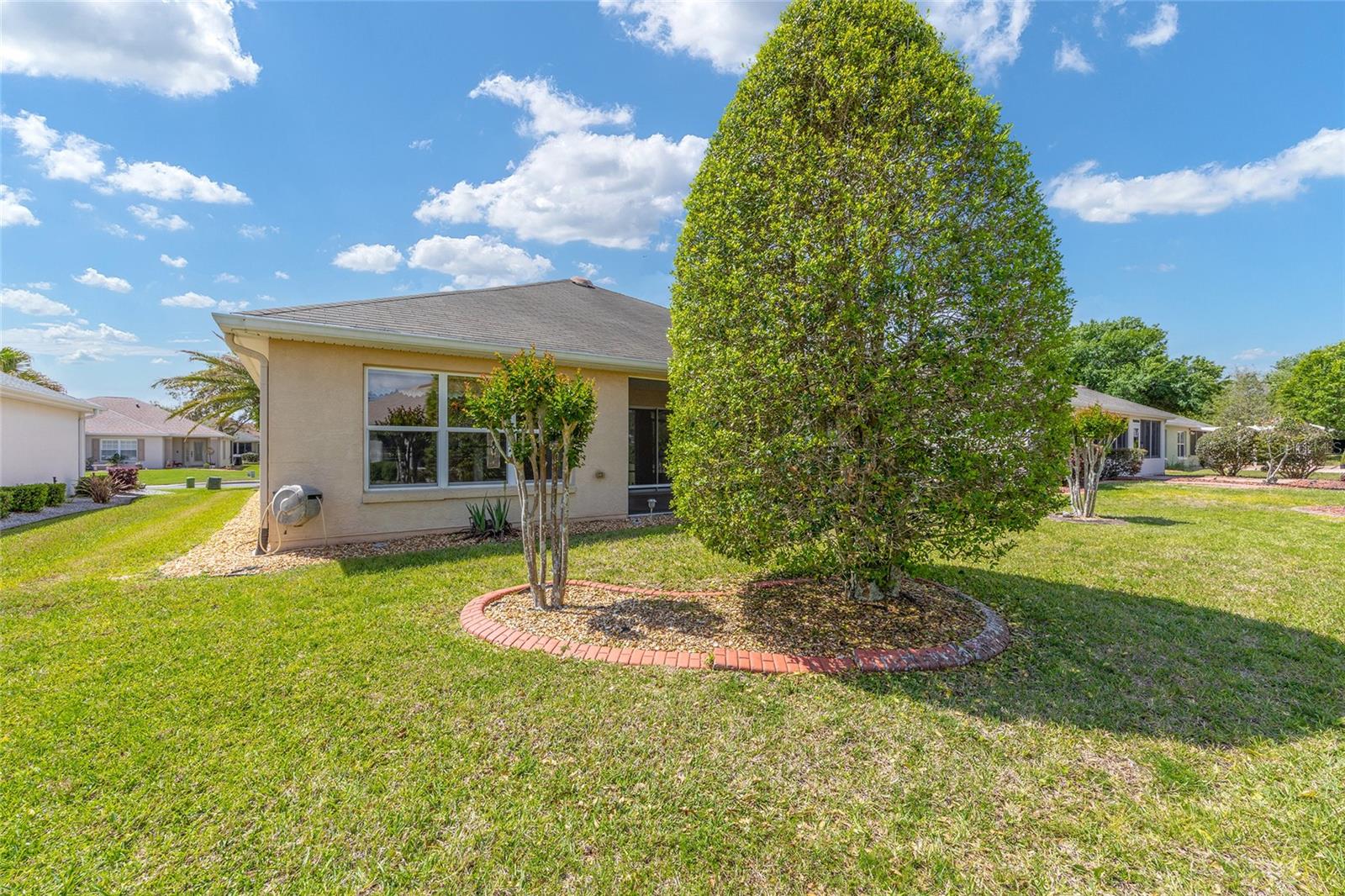 Image 42 of 56 For 9210 118th Loop