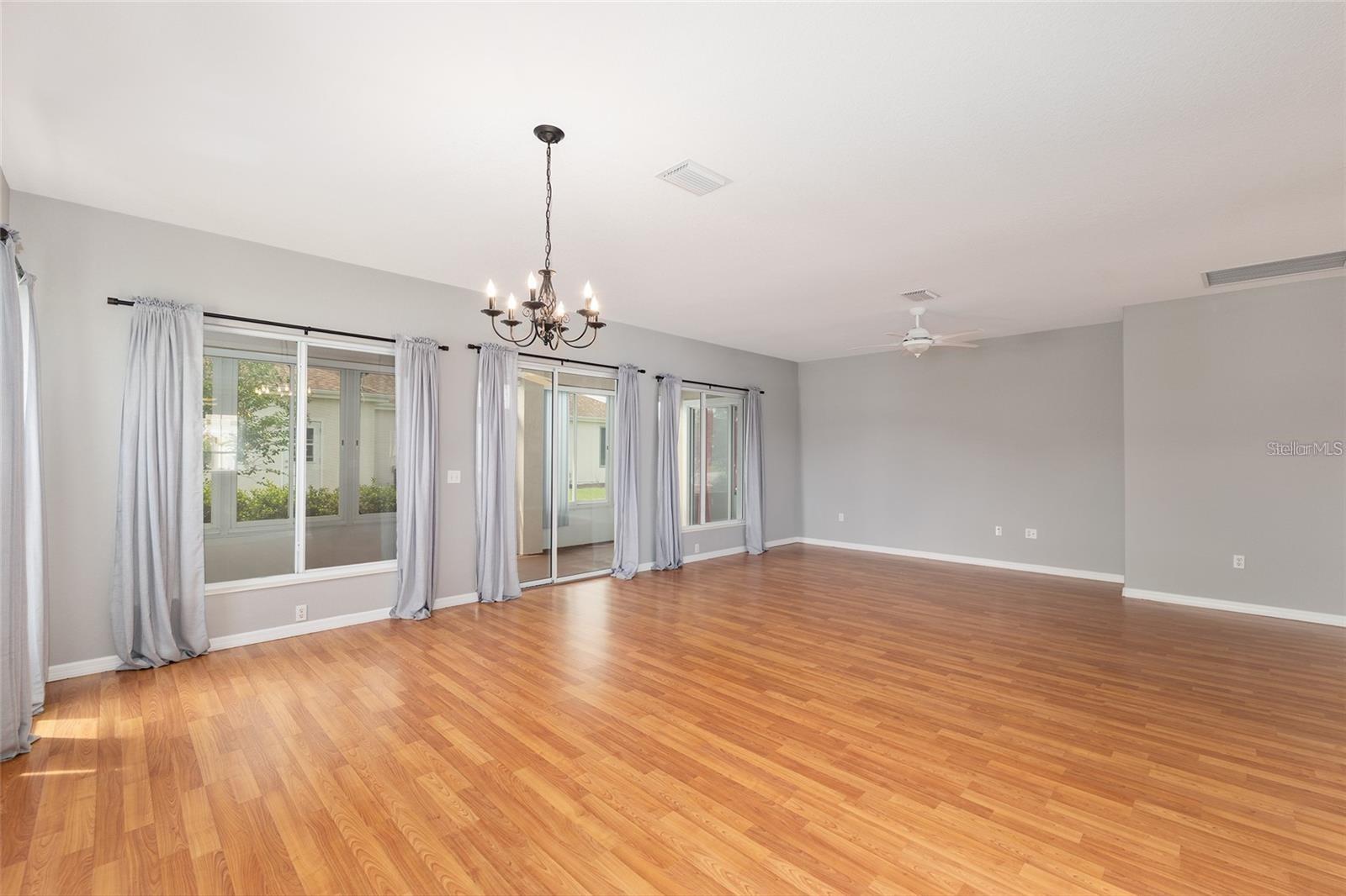 Image 6 of 70 For 9244 128th Street