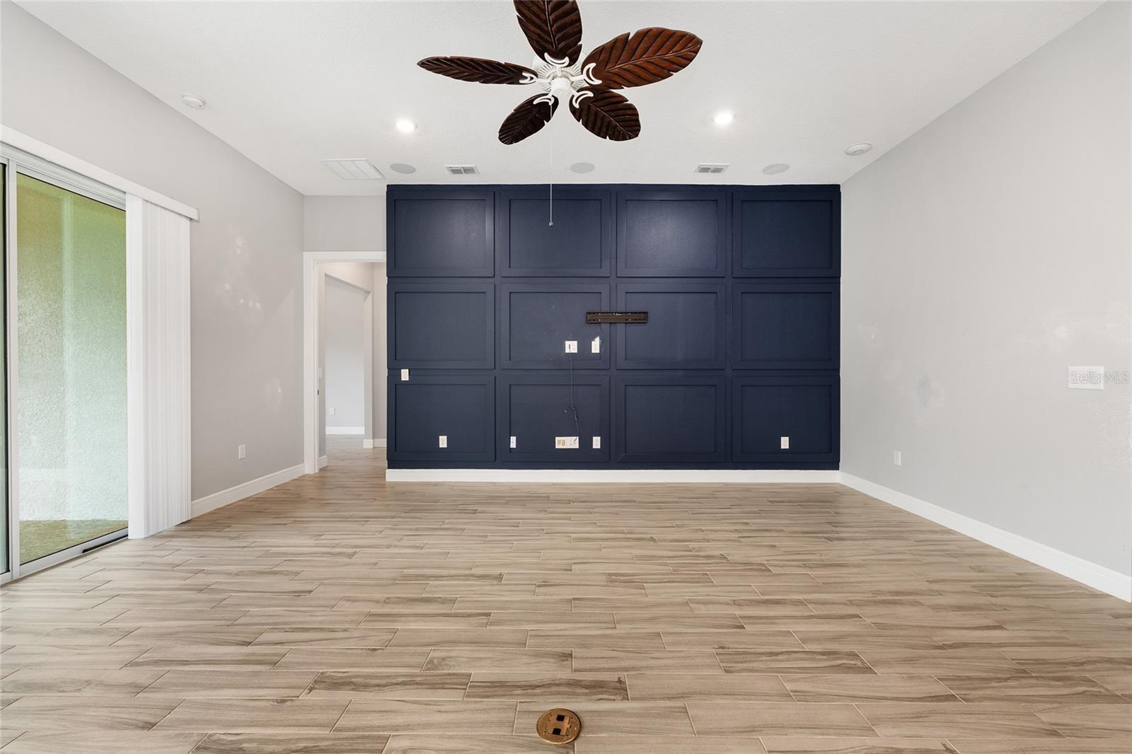 Image 17 of 57 For 5693 90th Court Road