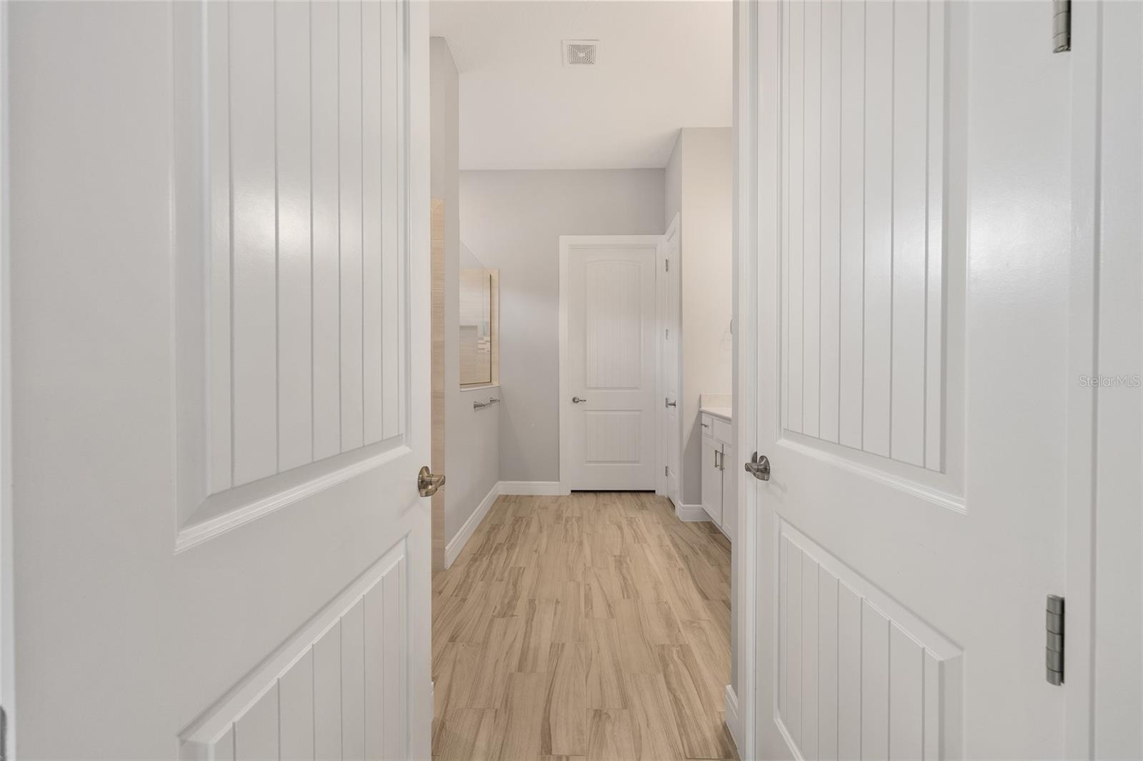 Image 22 of 57 For 5693 90th Court Road