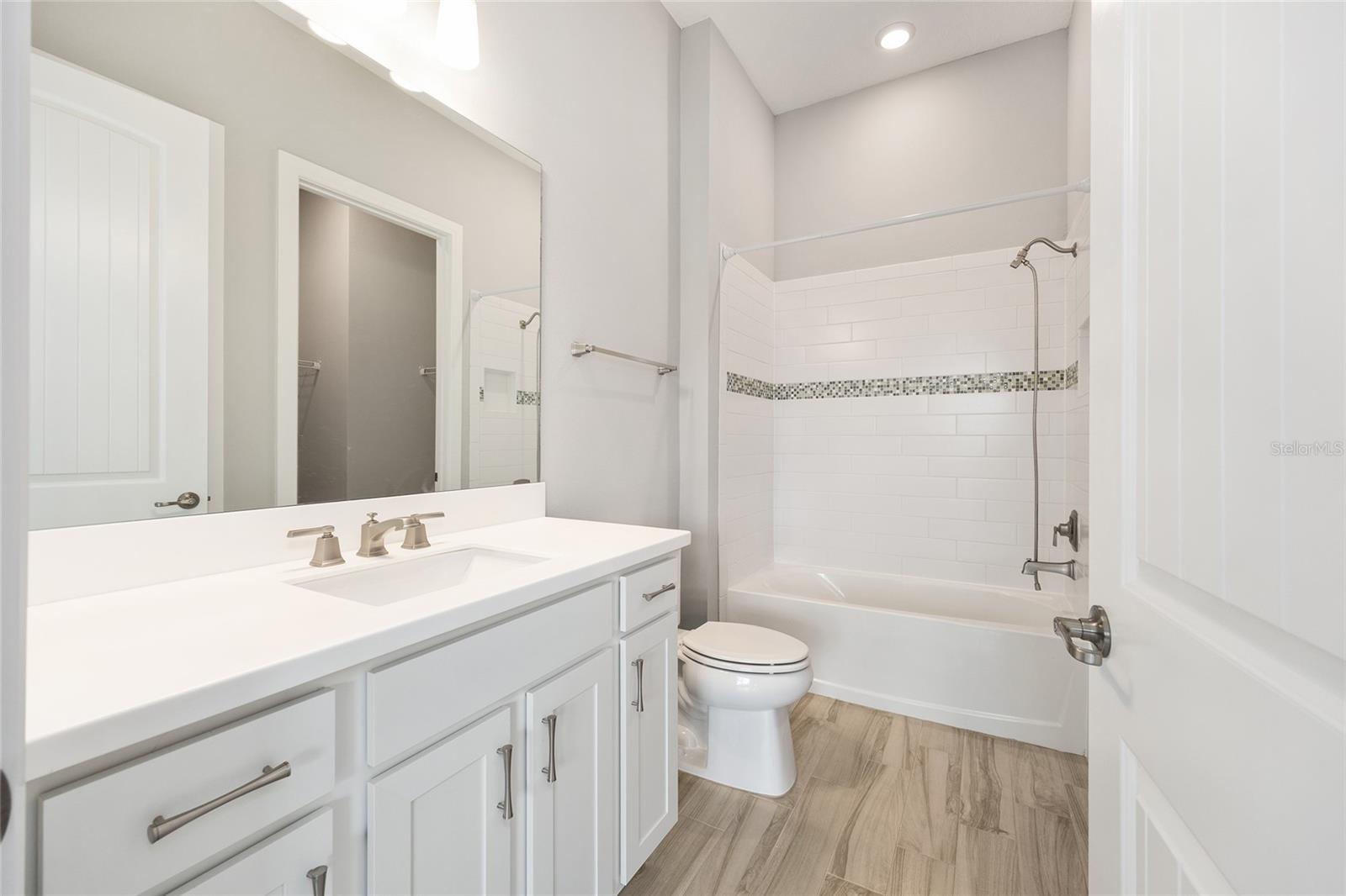 Image 28 of 57 For 5693 90th Court Road