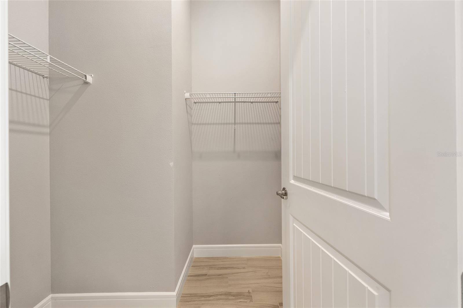 Image 29 of 57 For 5693 90th Court Road