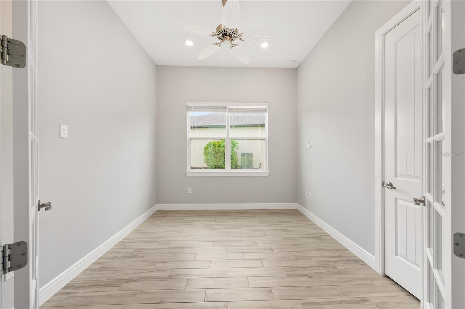 Image 5 of 57 For 5693 90th Court Road